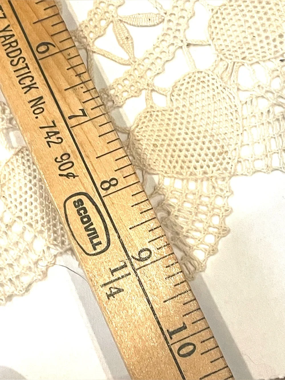 Lot of five vintage doilies